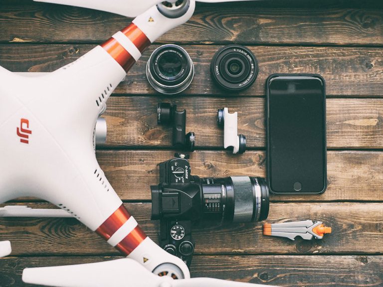 aaron burden yFnX8DaC3UM unsplash 2