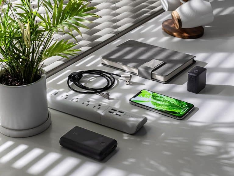 screen post 2x2zO3L1sBE unsplash 2